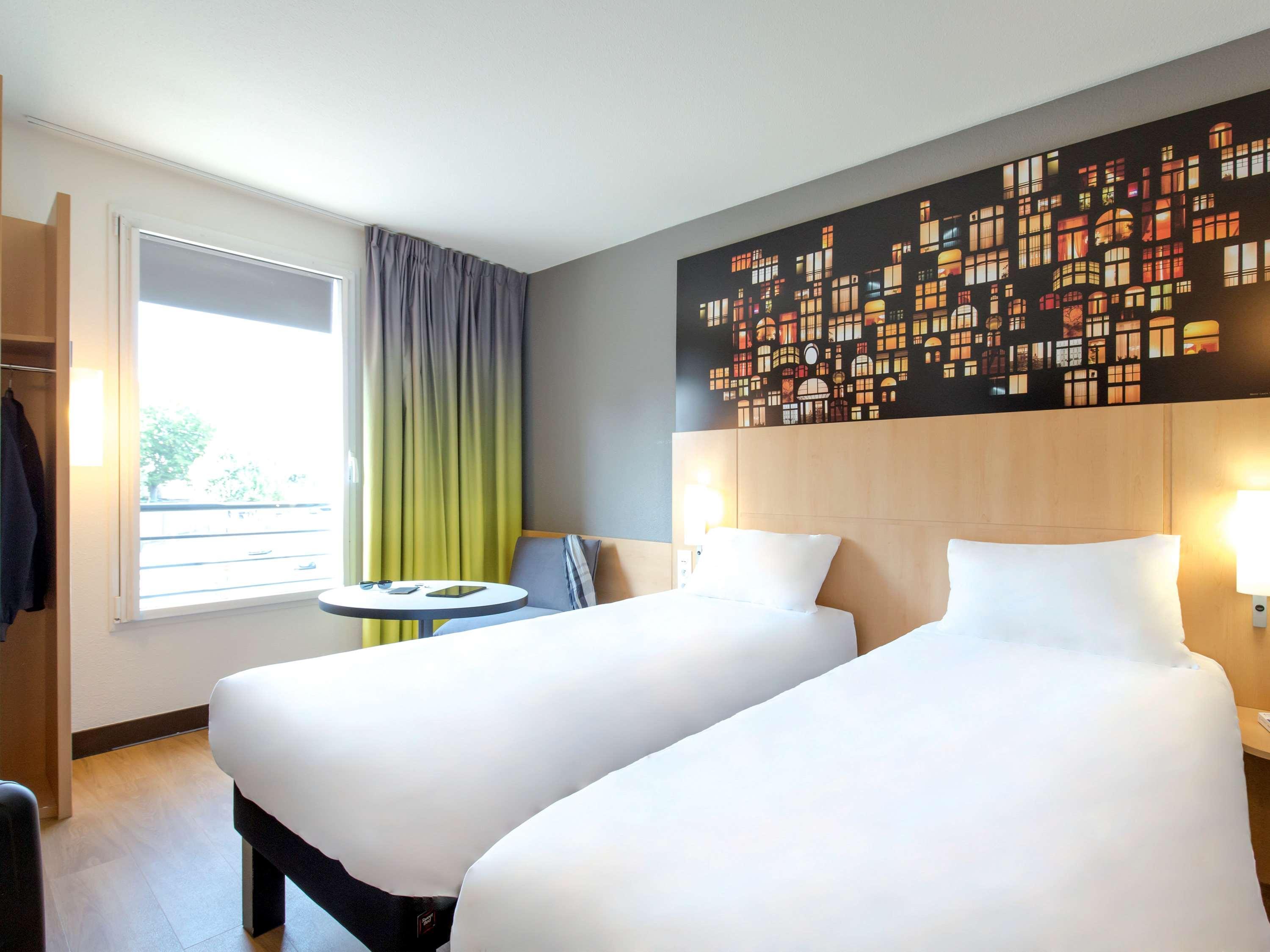Ibis Lyon Sud Vienne Saint-Louis Hotel Bagian luar foto