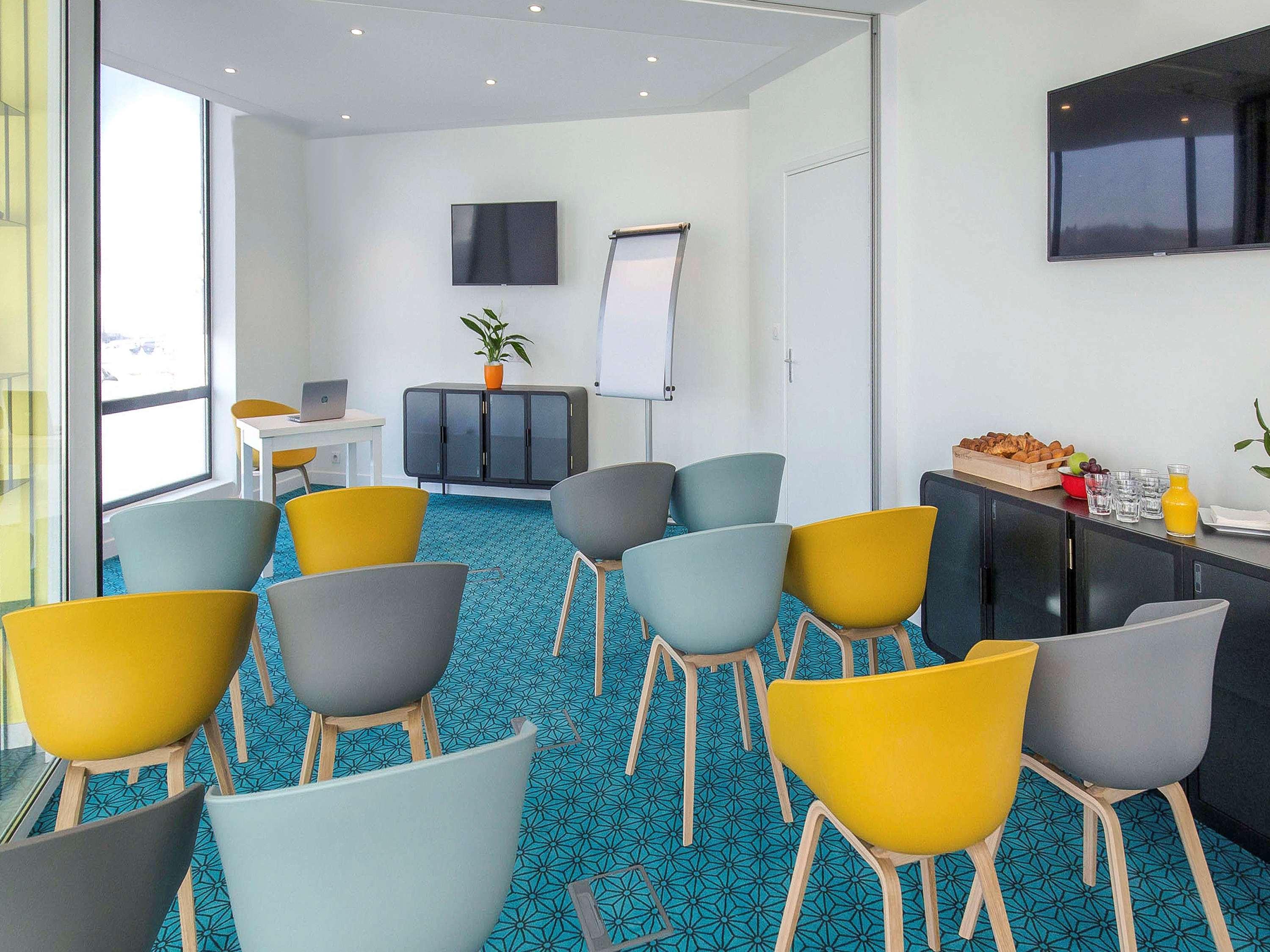 Ibis Lyon Sud Vienne Saint-Louis Hotel Bagian luar foto